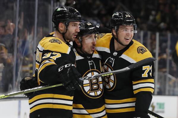 Boston bruins jersey deals number 15